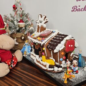 Lebkuchenhaus mit Mickey Mouse & seine Freunde