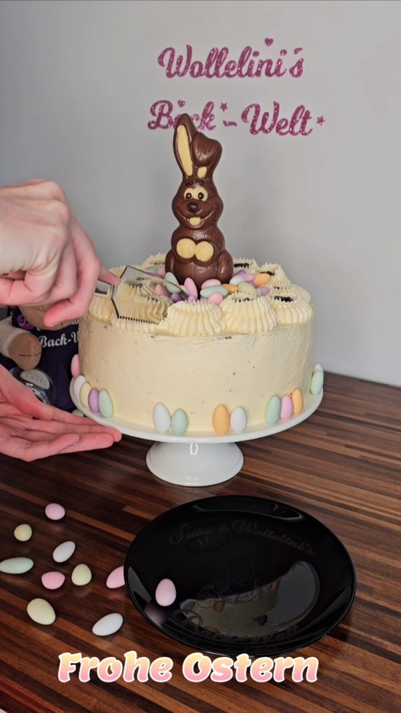 Backkurs: Ostertorte mit bunten Eiern