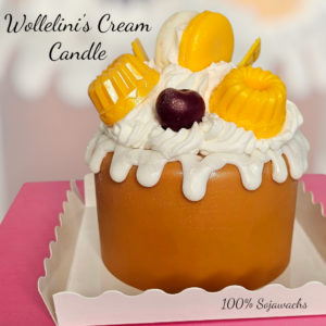 Wollelini's Cream Candle