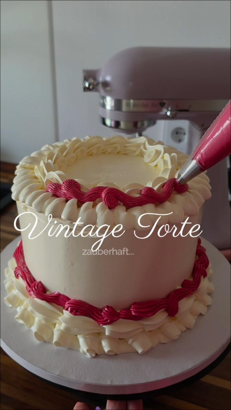 Vintage Torte