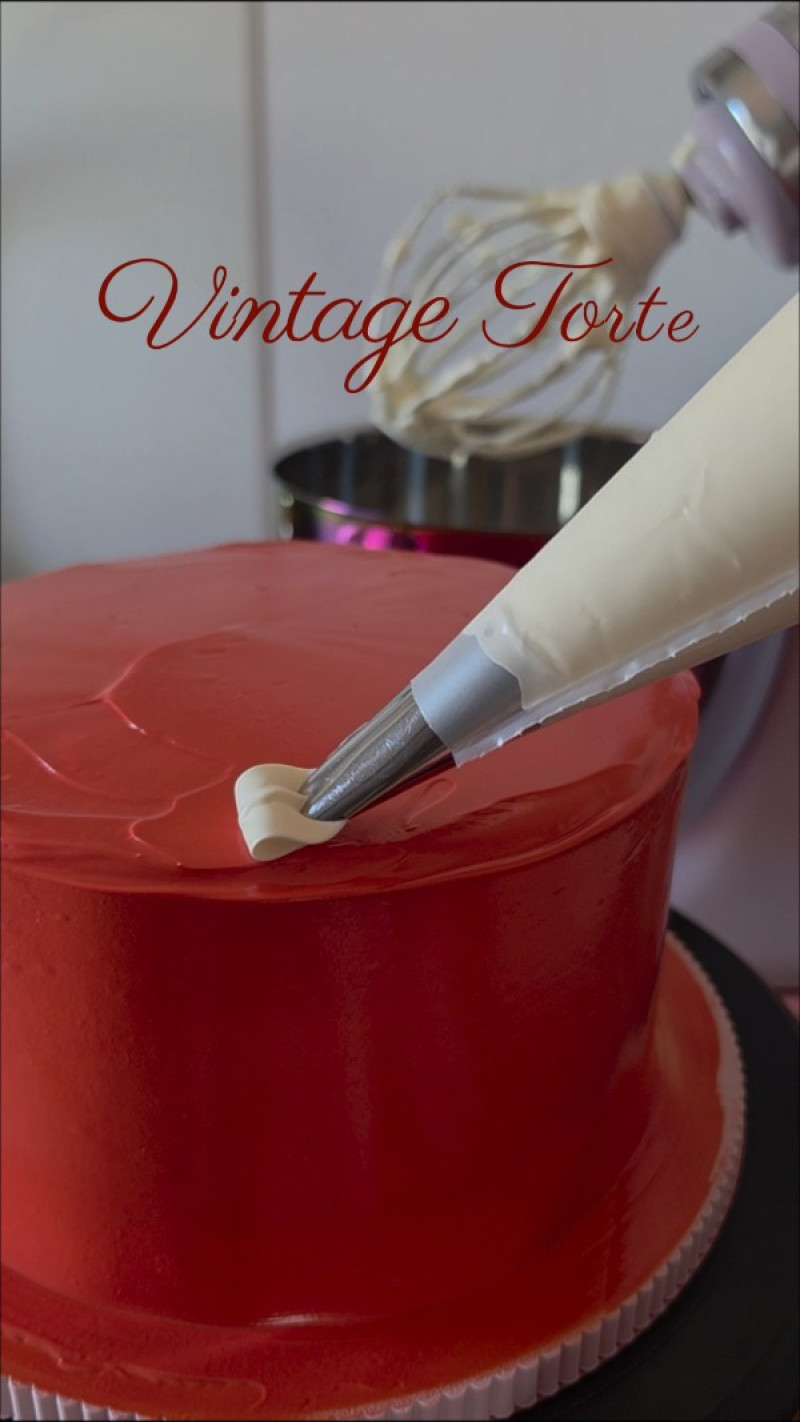 Vintage Torte Merry Christmas